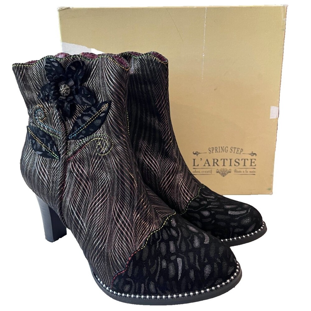Spring Step L’ Artiste Ignited NEW sz EU38 US 7.5-8 Black Lace Floral Zip Boots